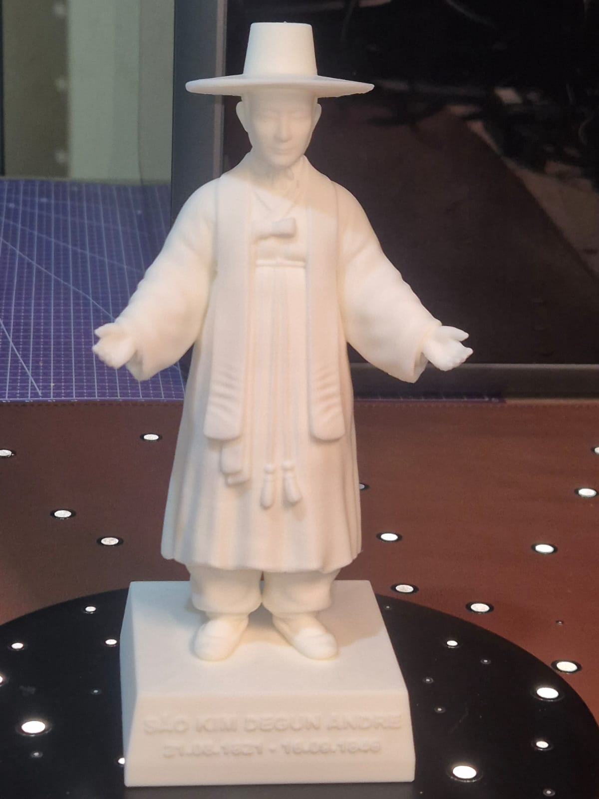 Projeto Kim — etapa e detalhes da miniatura personalizada
